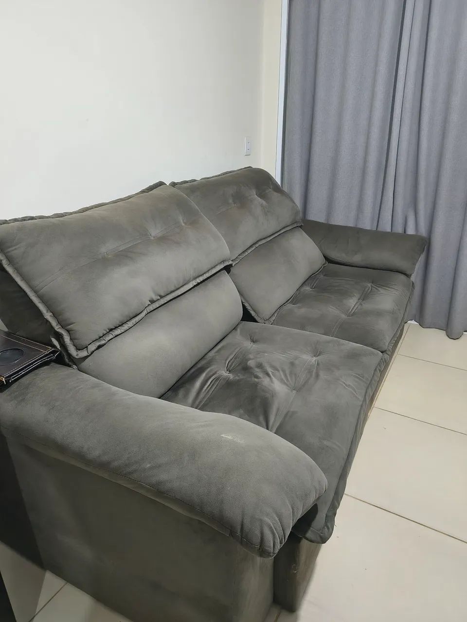 Sofá Retrátil e Reclinável 2,50m