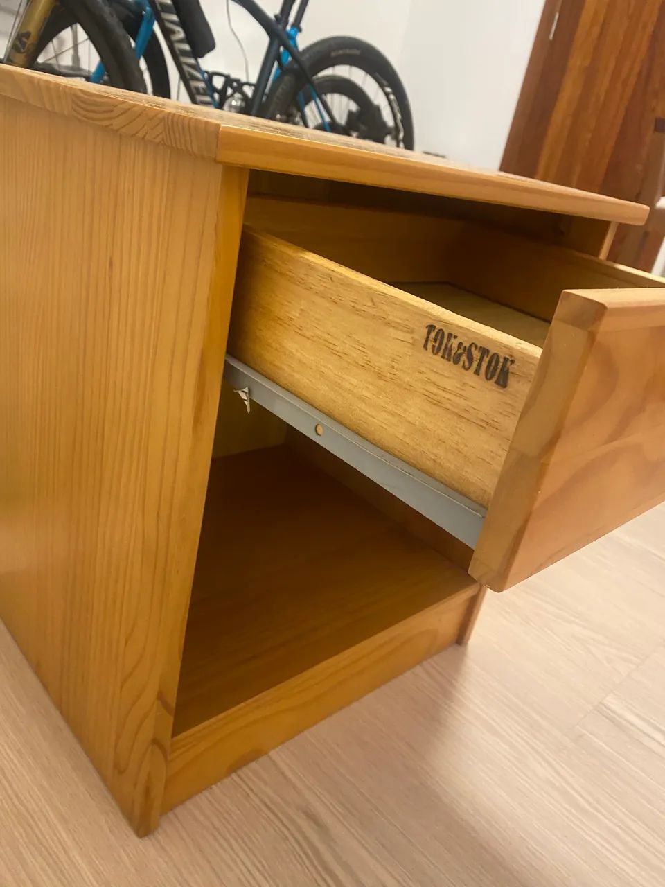 Mesa de cabeceira  - Foto 3