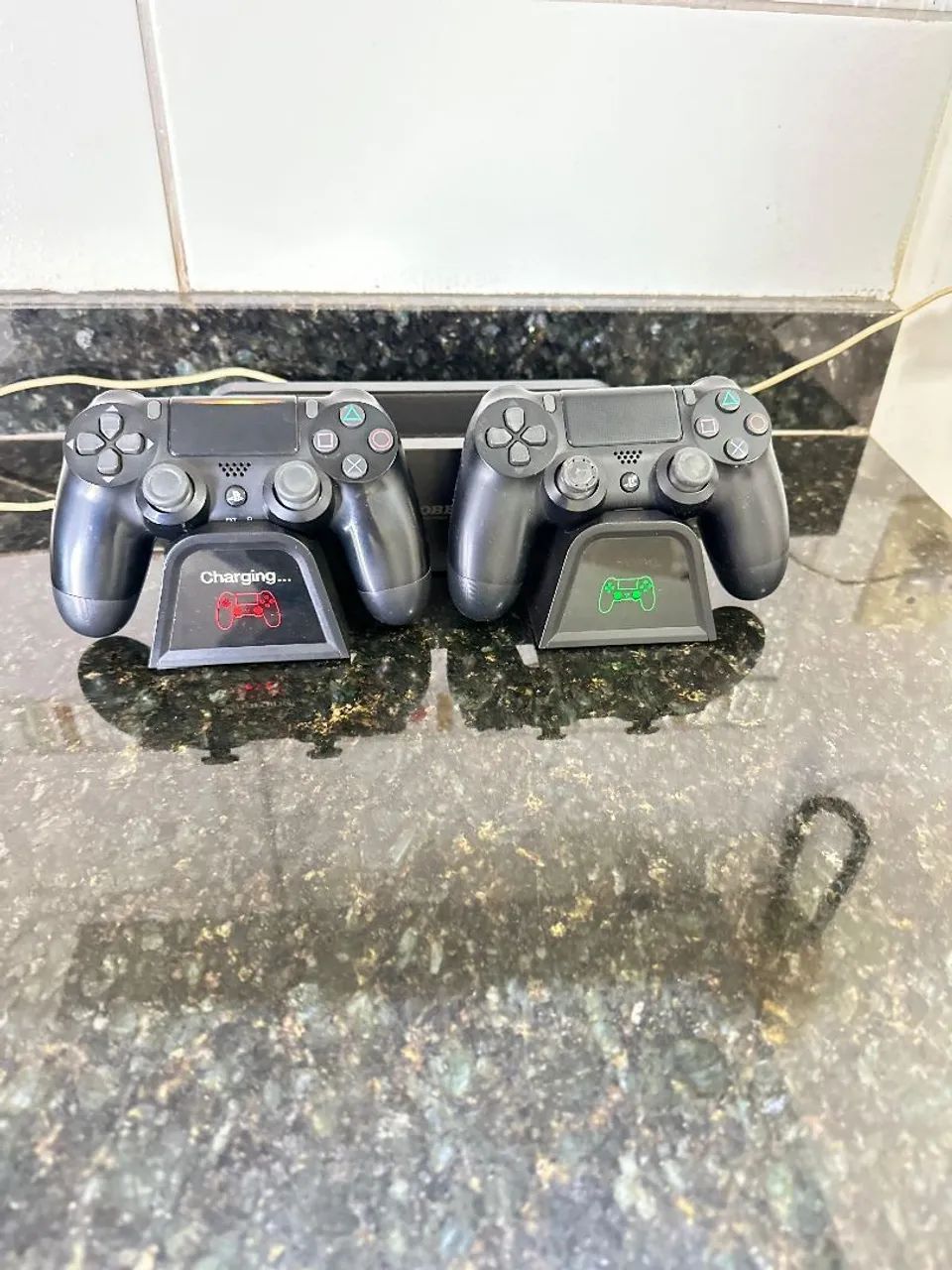 Playstation4 Pro com Cooling Stand  - Foto 5