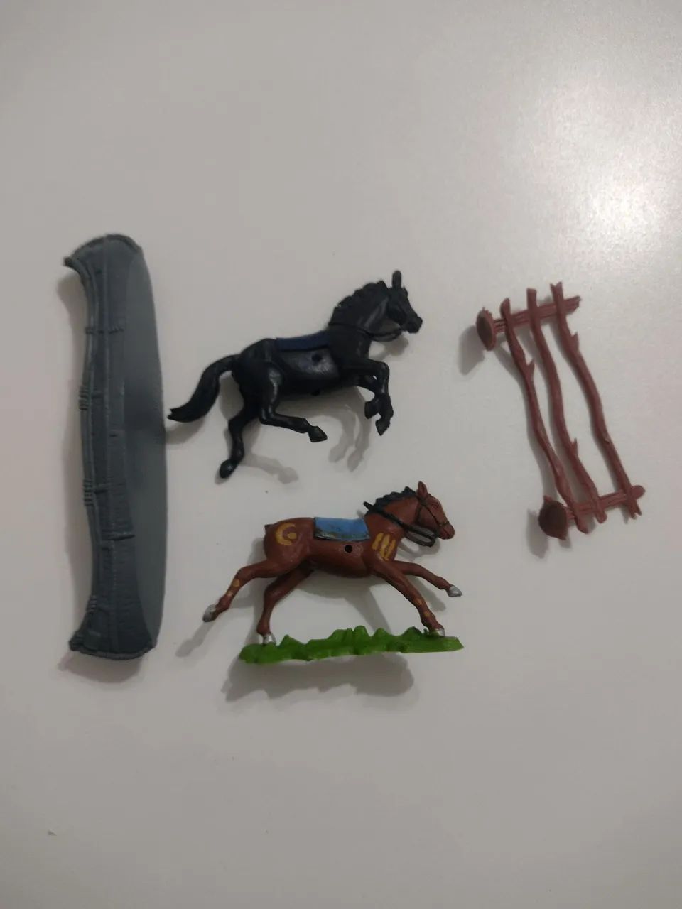 Canoa e cavalos ( para restauro)  tipo forte apache. - Foto 2
