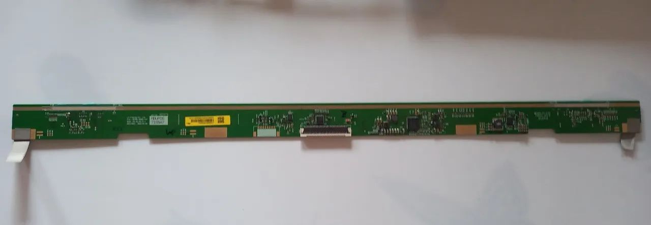 T-Con (Controladora de Tempo) para um televisor. 