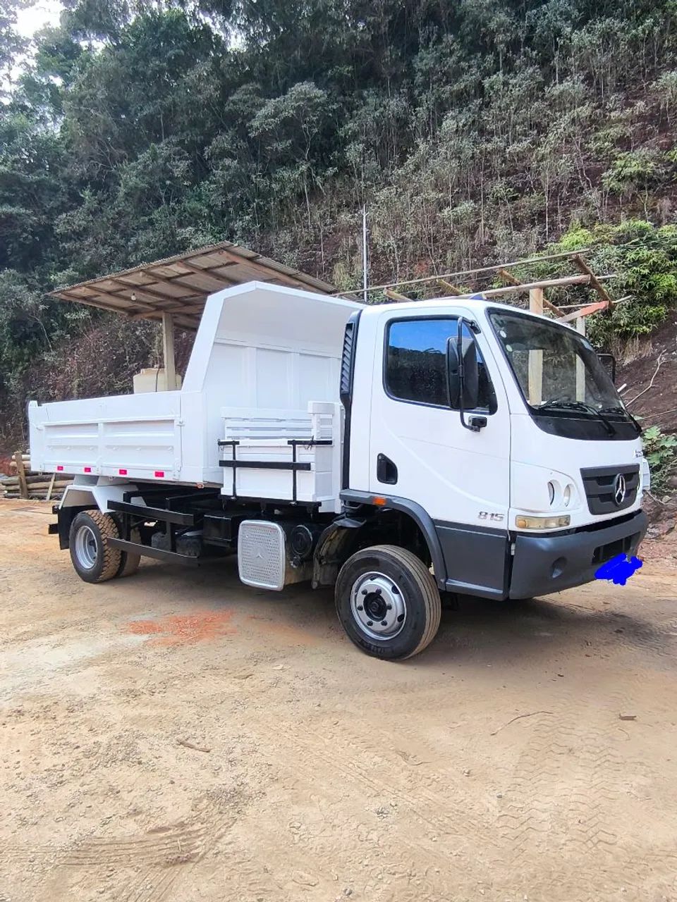 MB Accelo 815 Caçamba ano 2013