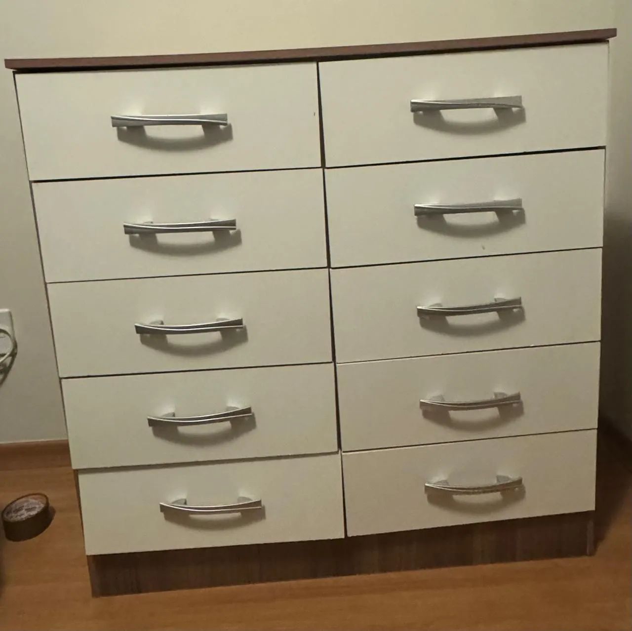 Cômoda branca MDF