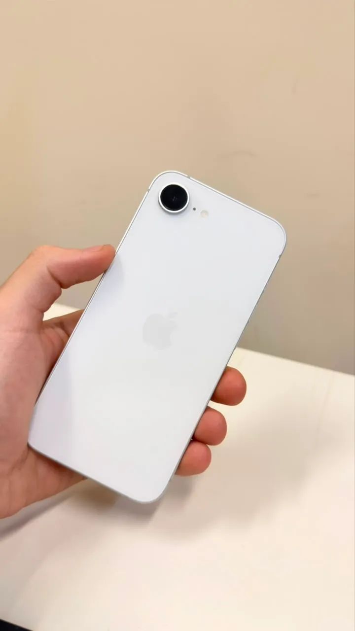 iPhone 16e IMPECÁVEL! 