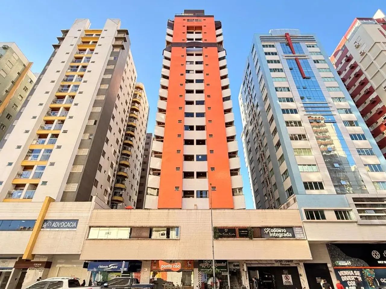 Apartamento à venda em Maringá, Zona 07, com 3 quartos, com 85.82 m², Gran Tower
