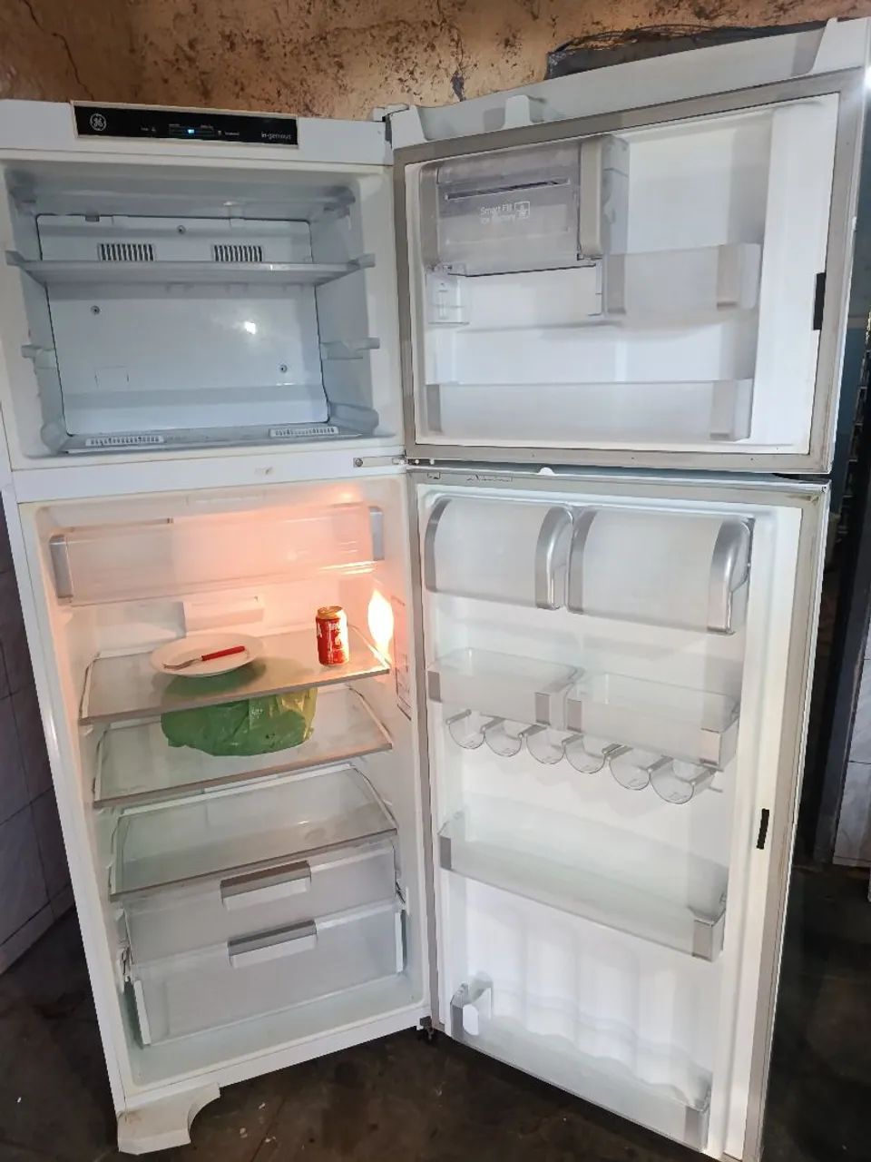 Geladeira GE super conservada 