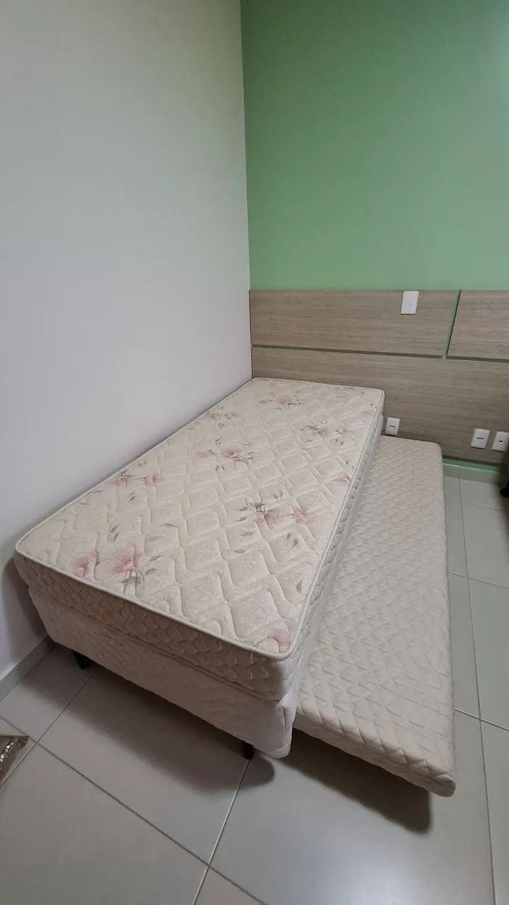 Cama box e auxiliar e colchão solteiro 