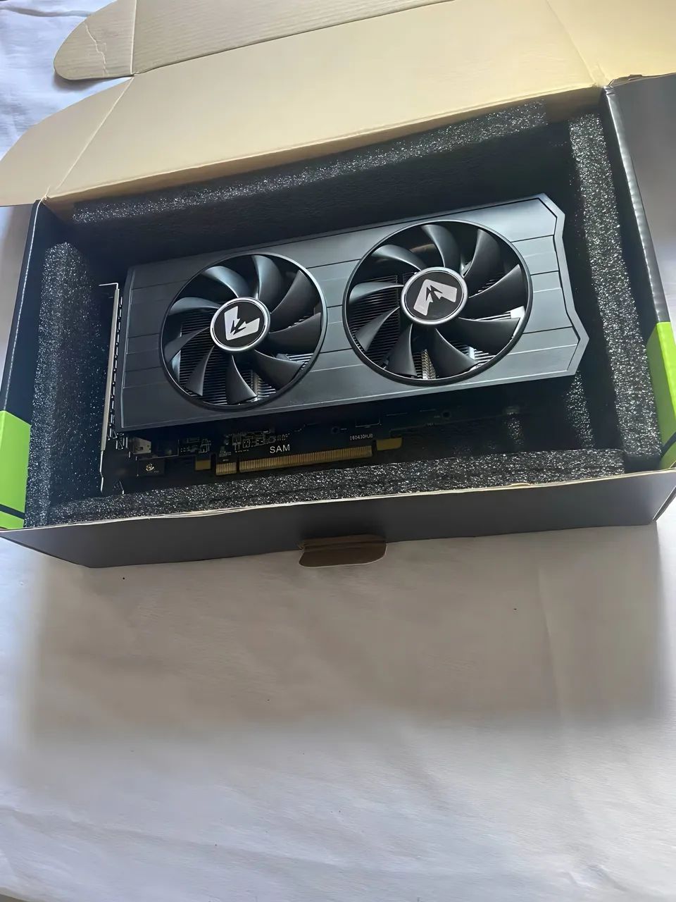 RX 580, funcionando normalmente com 2 mês de uso, - Foto 3