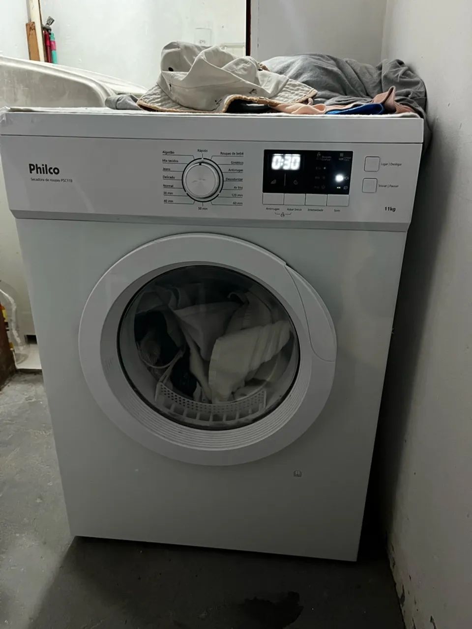 Vendo secadora de roupa Philco 