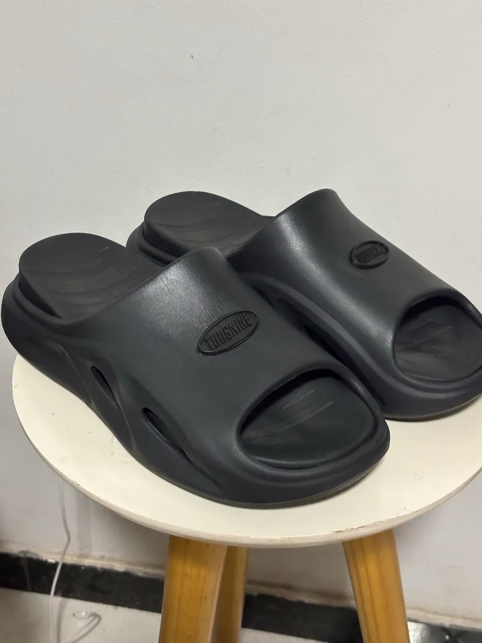 Chinelo Thugnine Cloub Pro Light
