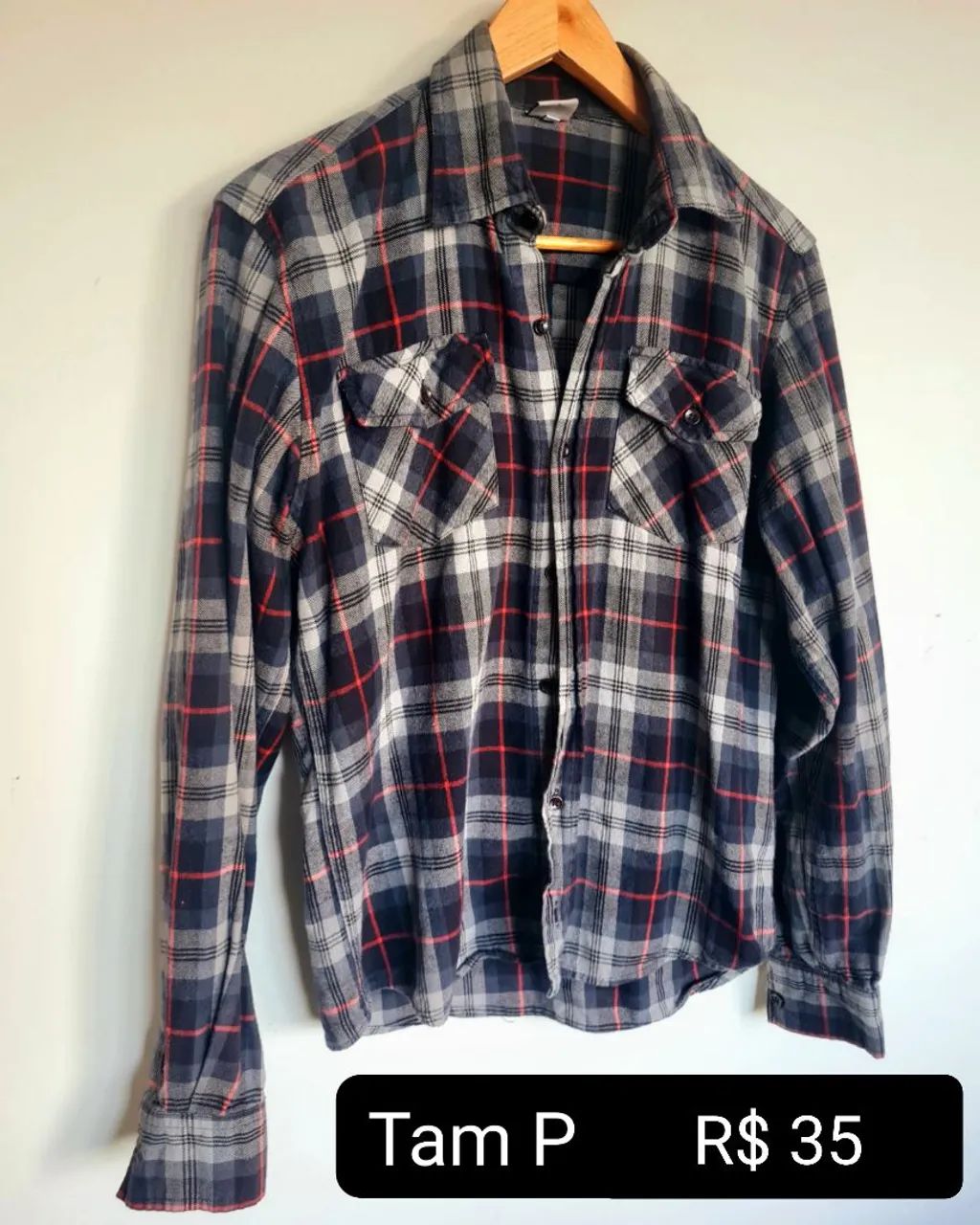 Camisa Flanelada P - R$ 30