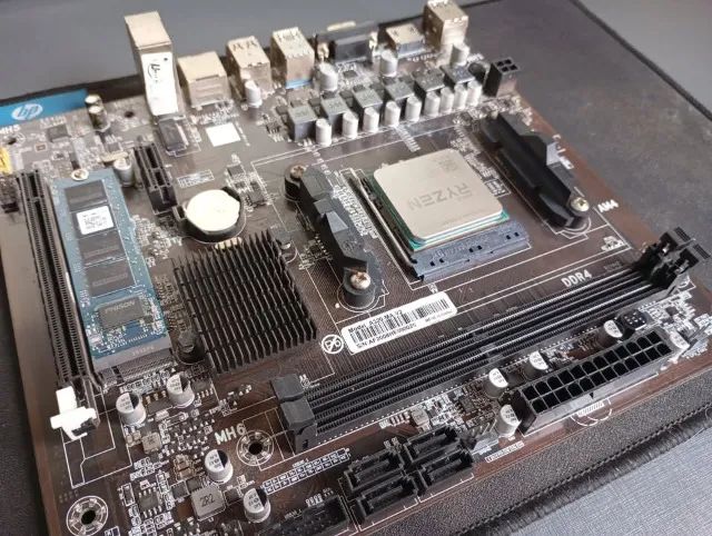 Kit Placa Mãe A320 DDR4 + SSD 256GB