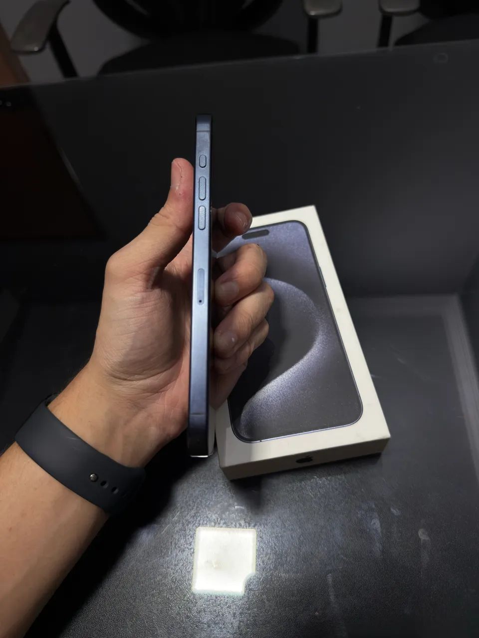 iPhone 15 pro Max 256gb com caixa  - Foto 3