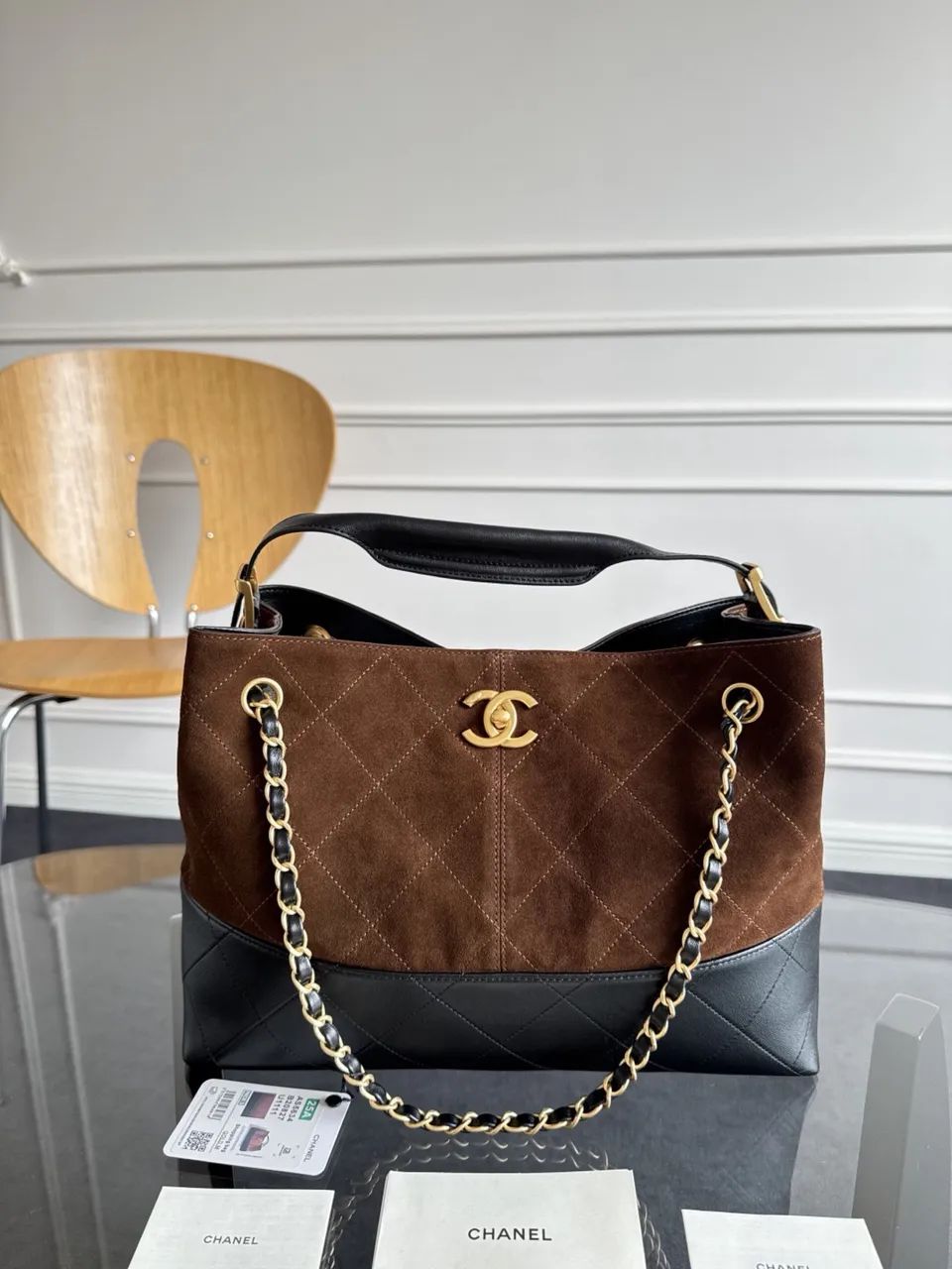 Bolsa Chanel Shopper 25A Camurça