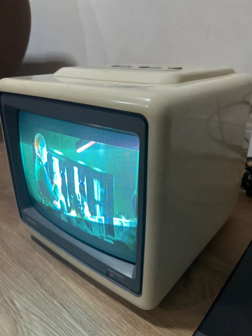 TV Semp 1022AV 10 Pol  - Foto 2