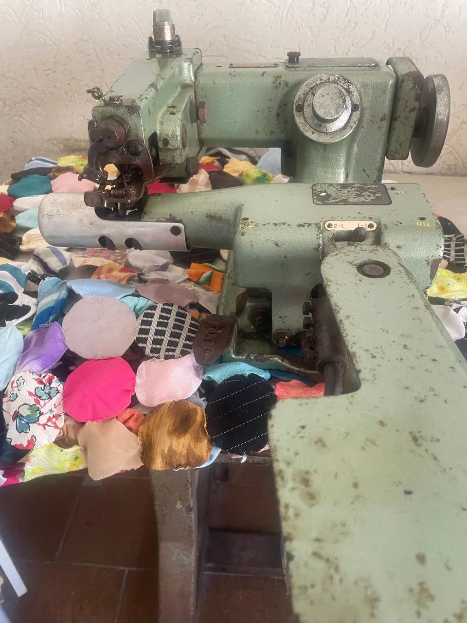 Máquina de costura  - Foto 2