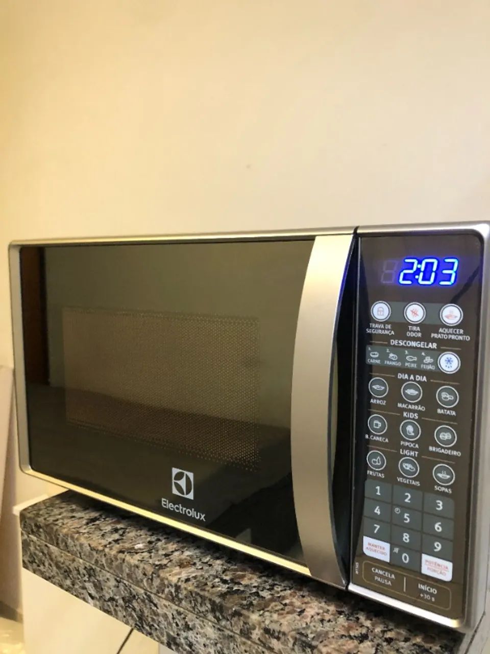 Micro-ondas Electrolux 20L cor Inox Espelhado - Foto 4