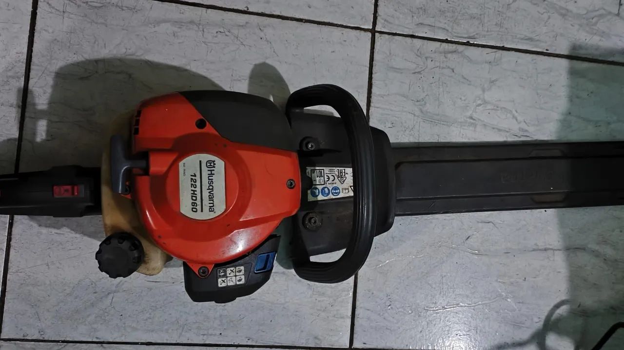 Soprador, podador e pulverizador 