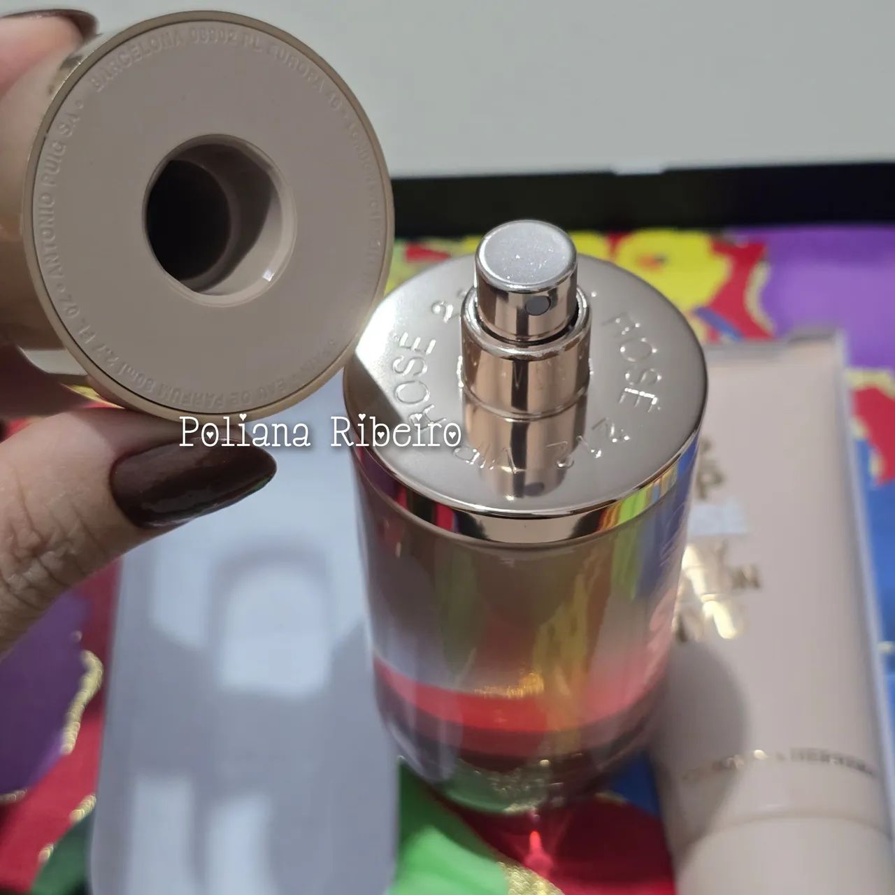 Kit Perfume 212 vip rosé 80 ml + loção 100 ml - Foto 6