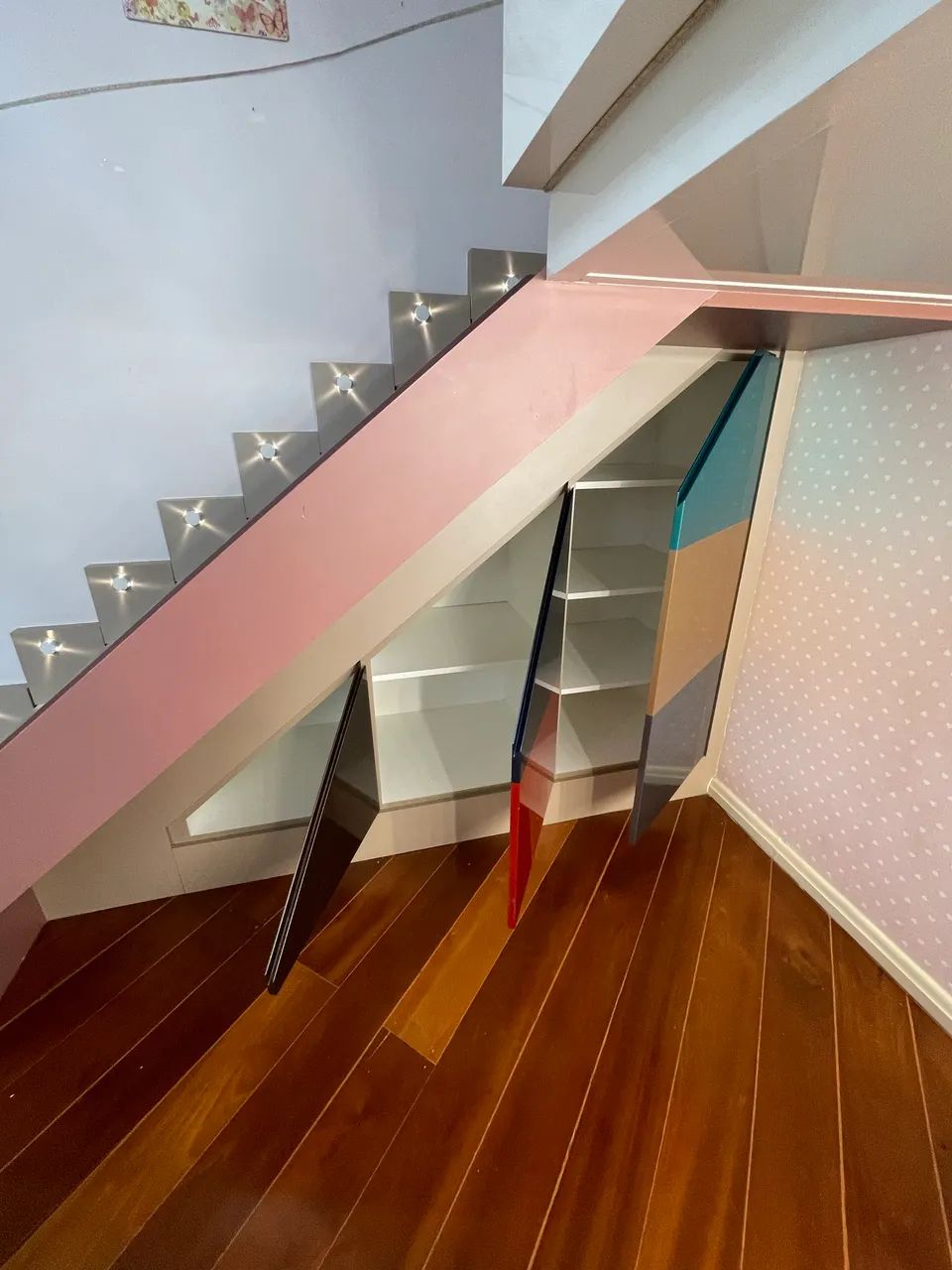     Quarto Infantil Planejado Completo com Cama Elevada, Escorregador e Escada-Gaveta - Foto 5