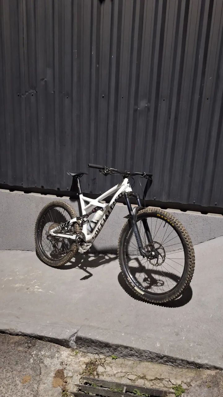 Bike specialized enduro comp 2016