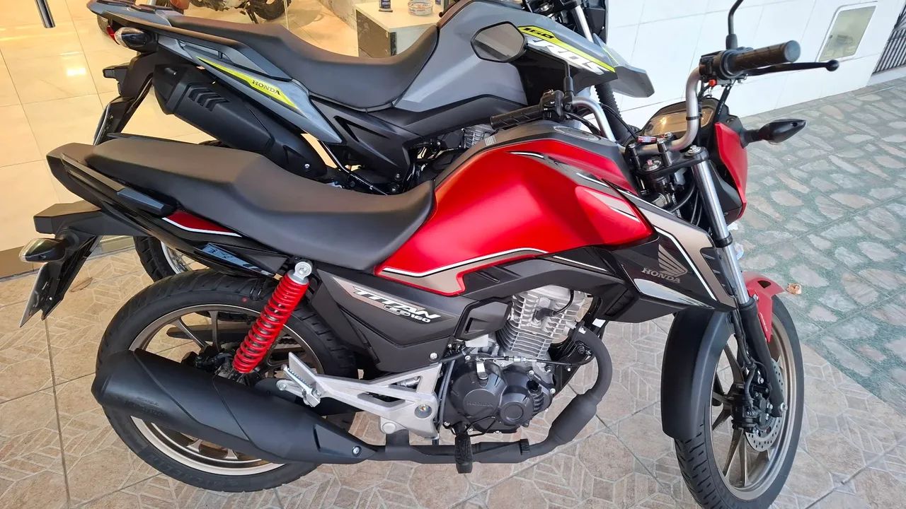 TITAN 160 ABS 2026 - Foto 2