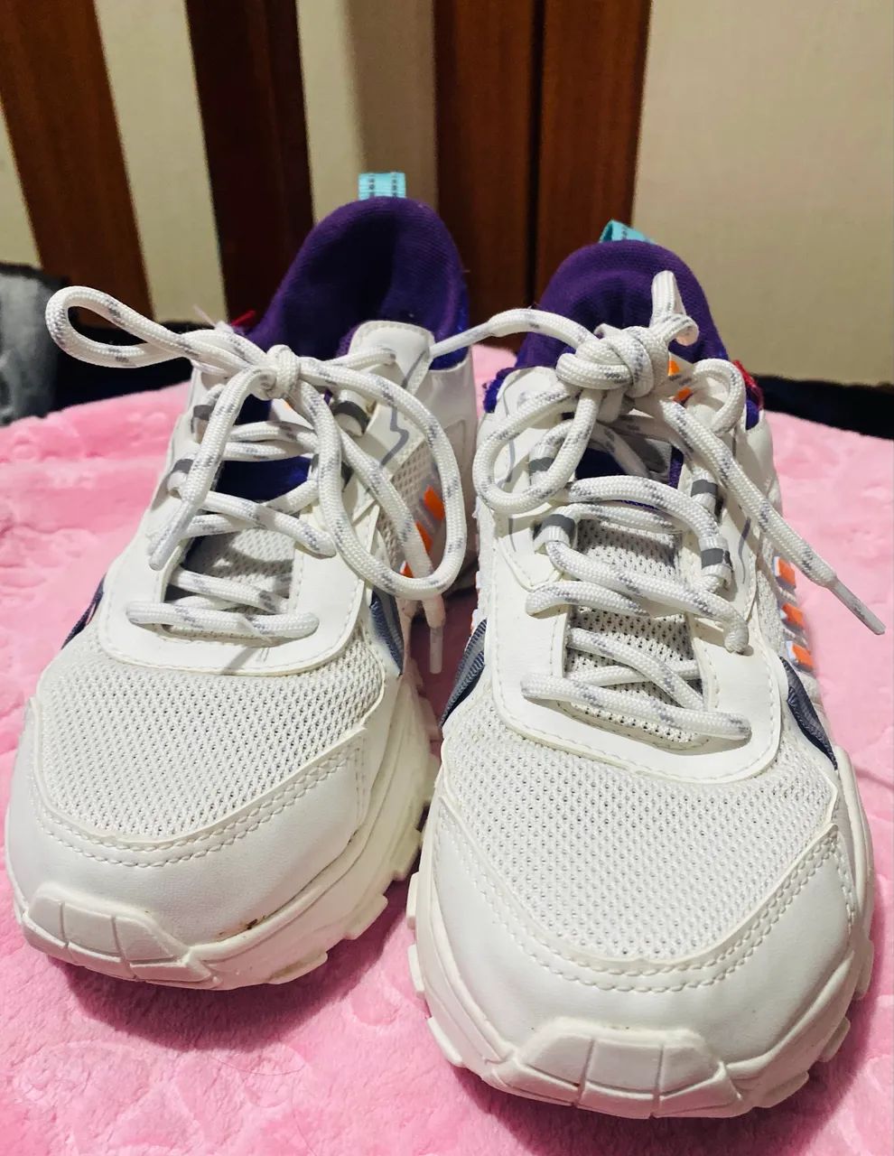Tênis Adidas semi novo - Foto 4