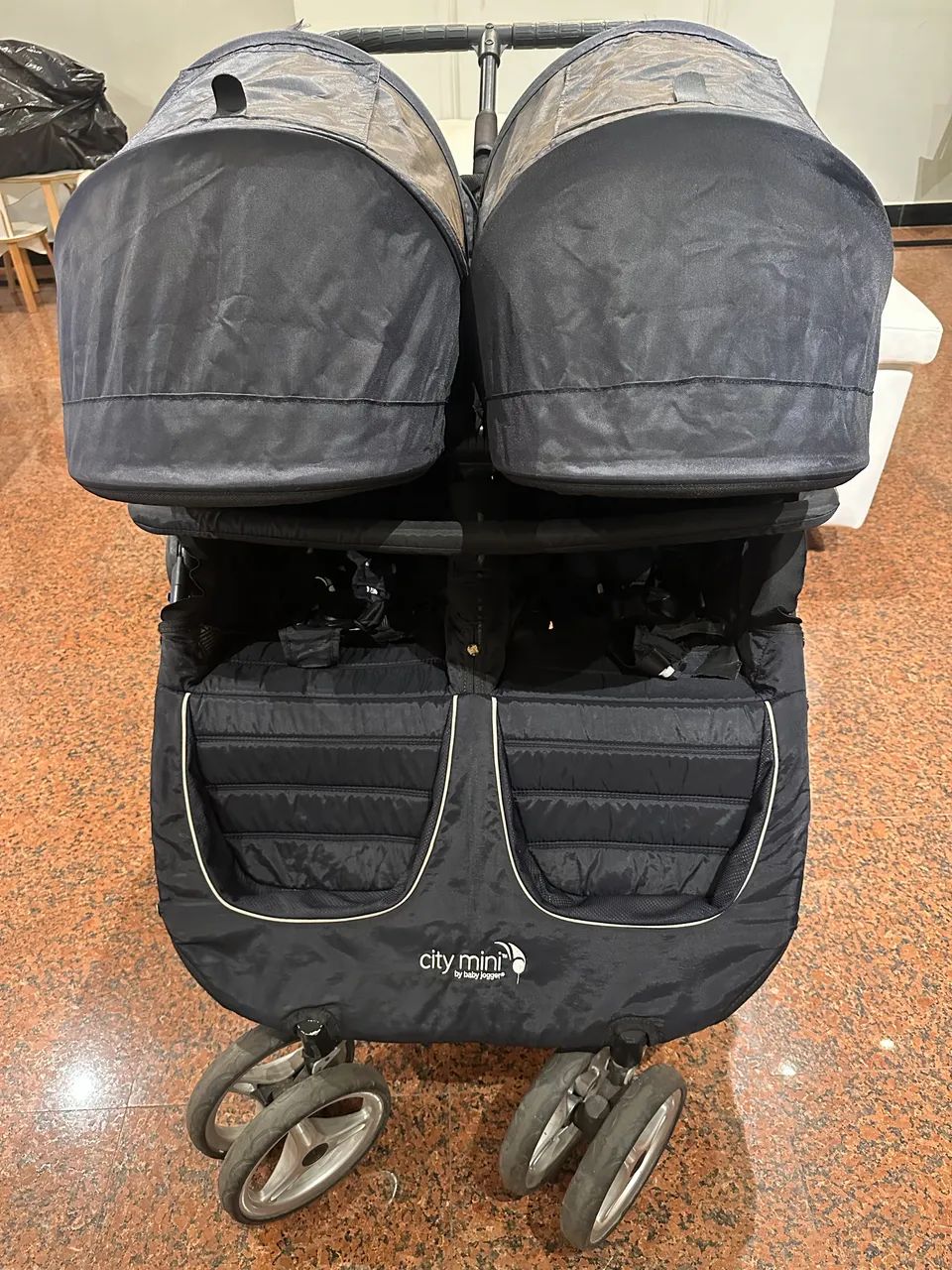 Carrinho bebê duplo Baby jogger