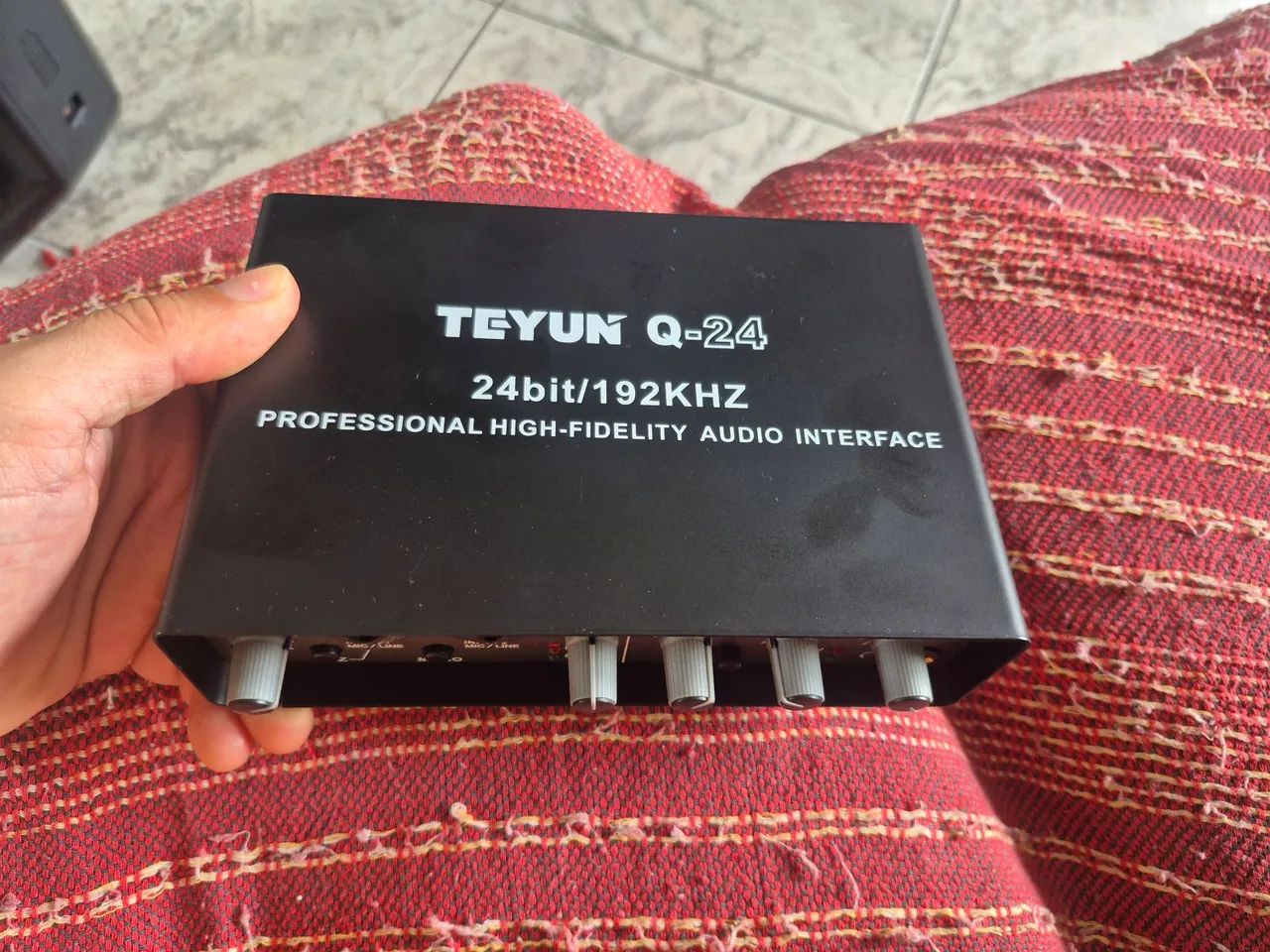 Interface de áudio Teyun Q-24 nova. - Foto 2