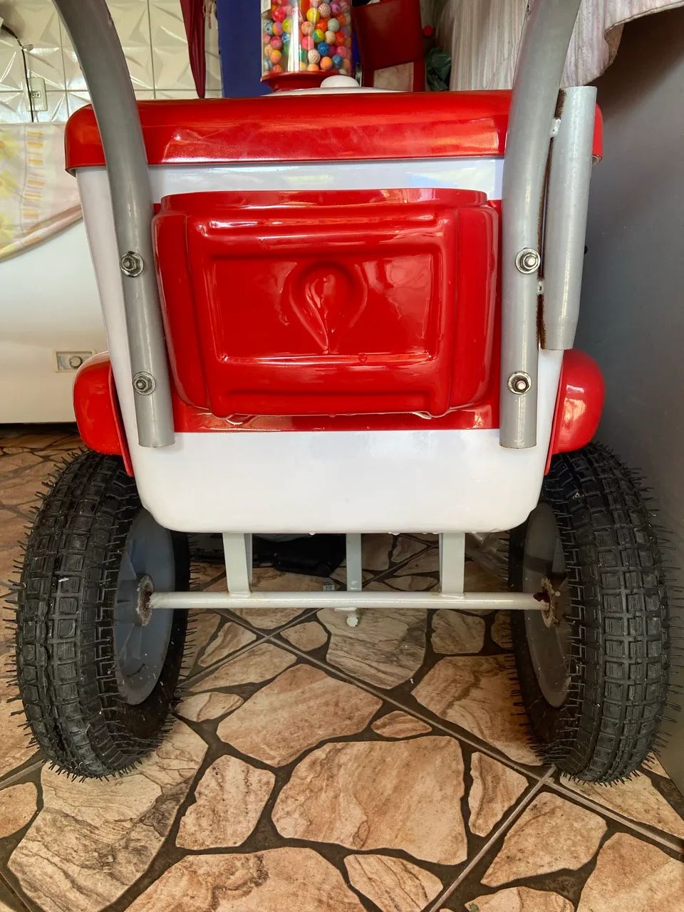 Carrinho de sorvete da marca Thermototal, em excelente estado de conservação  - Foto 3
