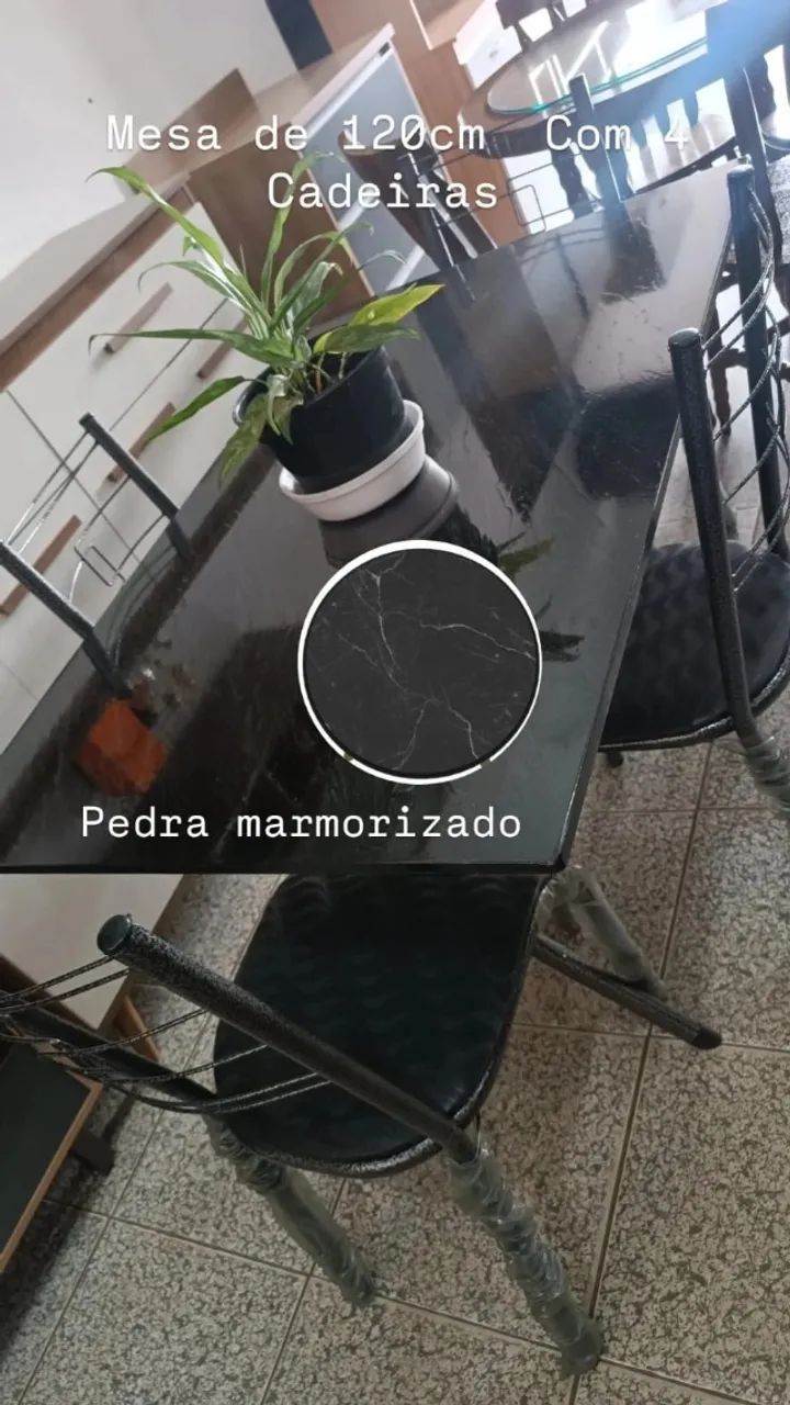 Mesa Marmorizada com 4 Cadeiras Nova, Entrego 