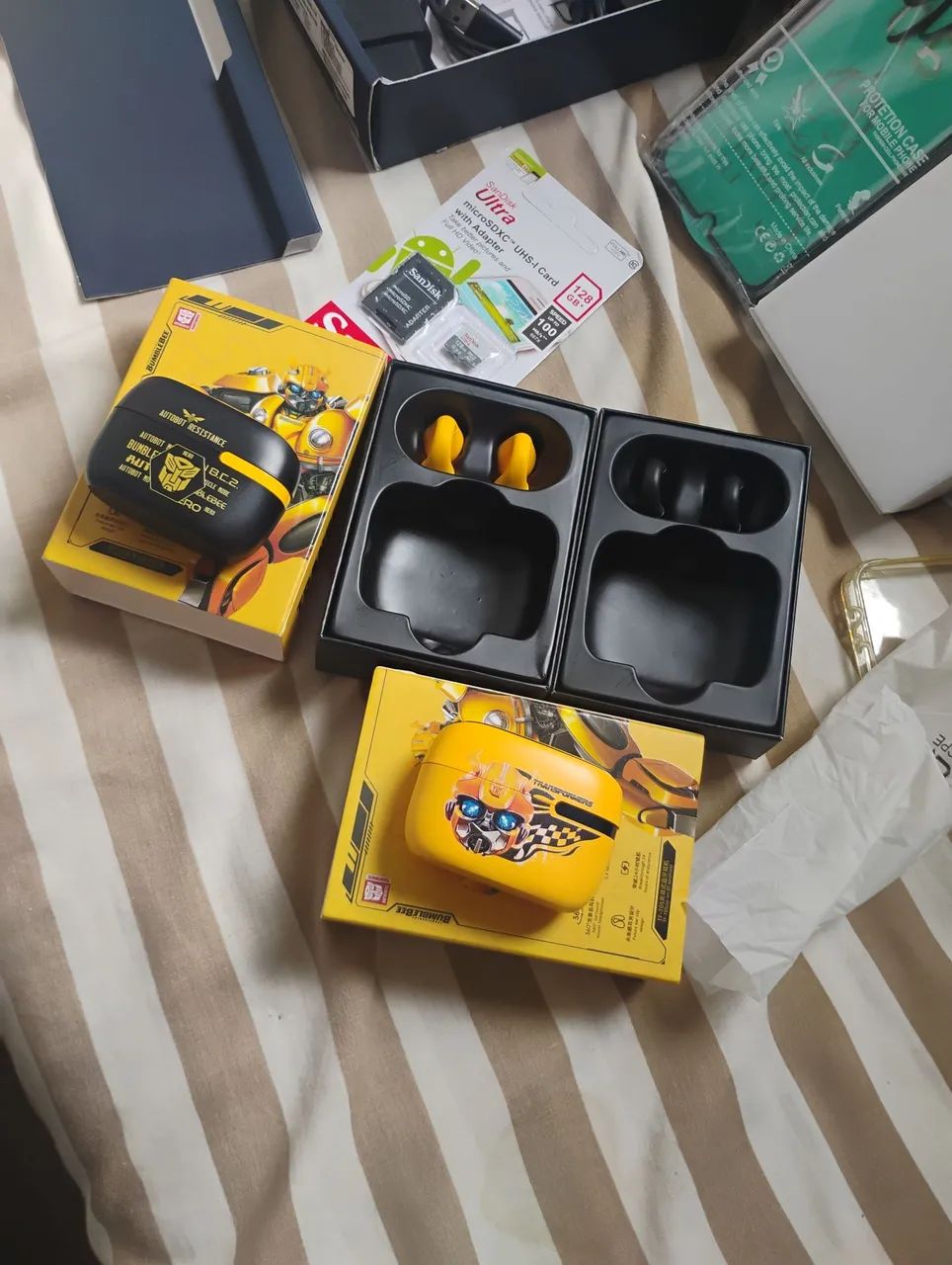 FONE DE OUVIDO BUMBLE BEE TRANSFORMERS