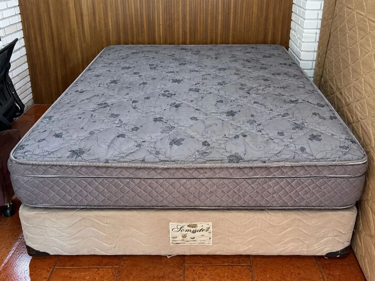 2: Colchões de casal + 1 base 
