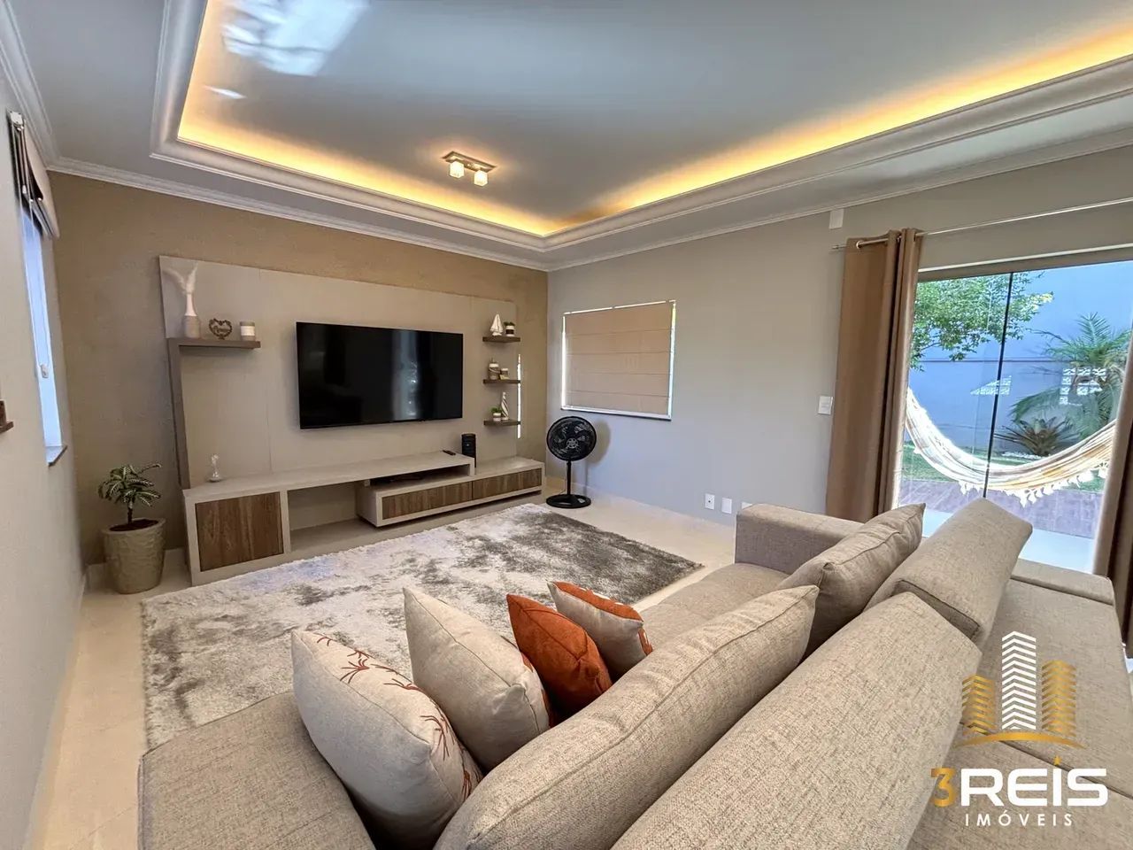 CASA AMPLA E MODERNA COM 3 SUÍTES NO JDM JUSSARA EM SOCORRO/SP - Foto 3