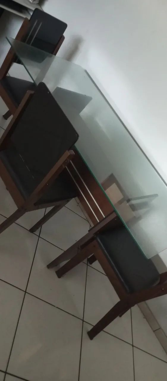 Mesa de jantar retangular tampo de vidro com 3 cadeiras  - Foto 5
