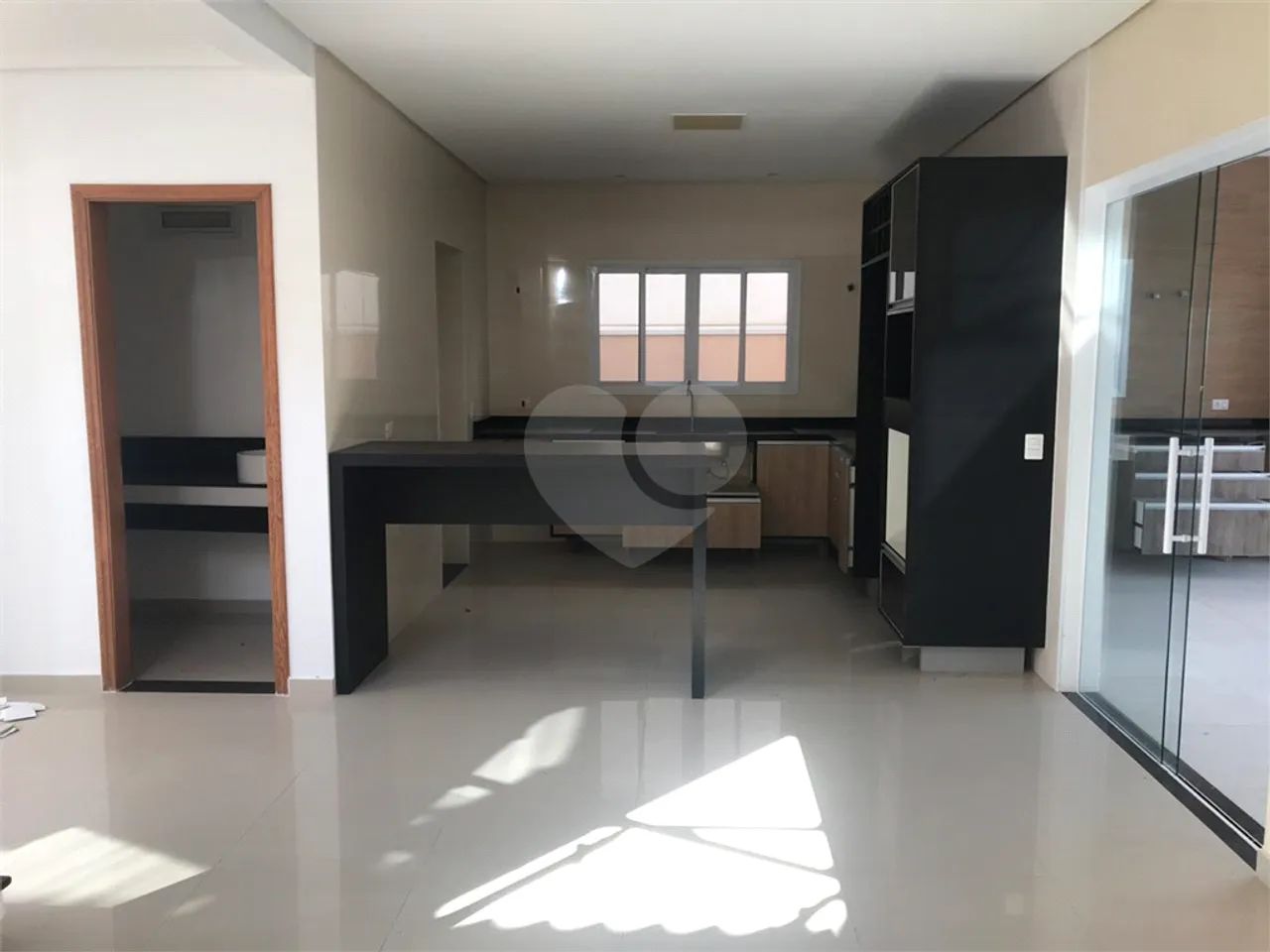 Condomínio Vila Verona -Sobrado com 4 suítes sendo 1 Master - Foto 3