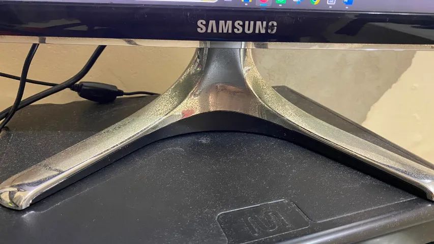 Monitor Samsung 21,5´ - Com defeito na tela - Foto 3