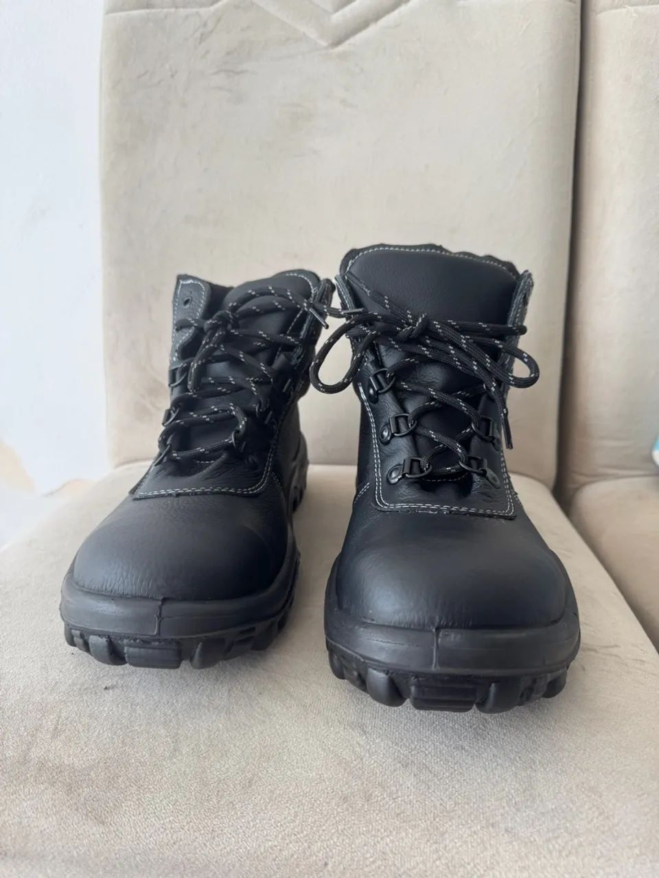 Bota miuri - Foto 2