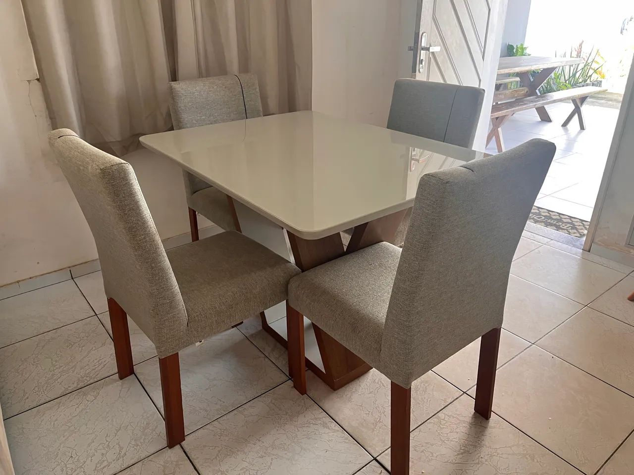 Mesa de jantar - 4 lugares 100% madeira - Foto 5