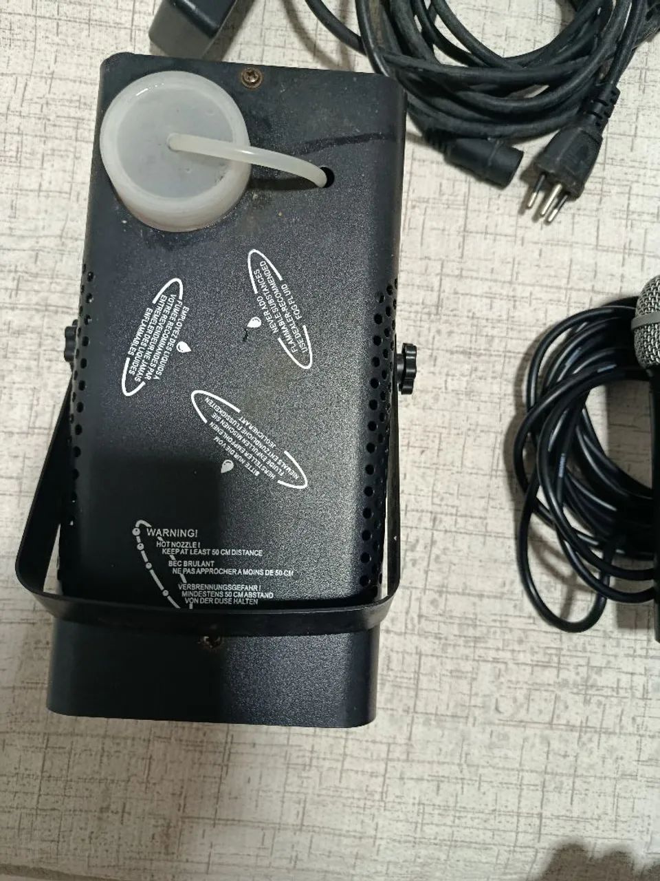 Vendo microfone shure SV 100,máquina de fumaça, interface de áudio  - Foto 5