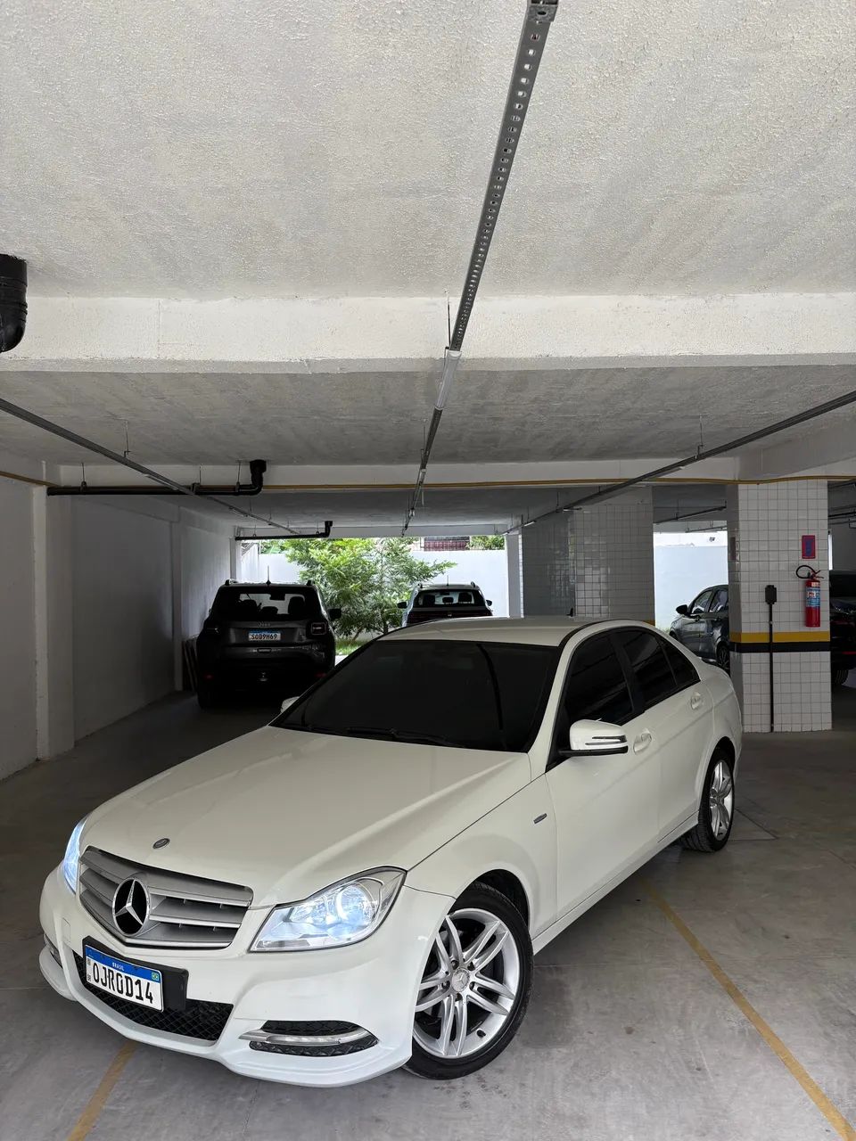 Mercedes-Benz C-180 2012