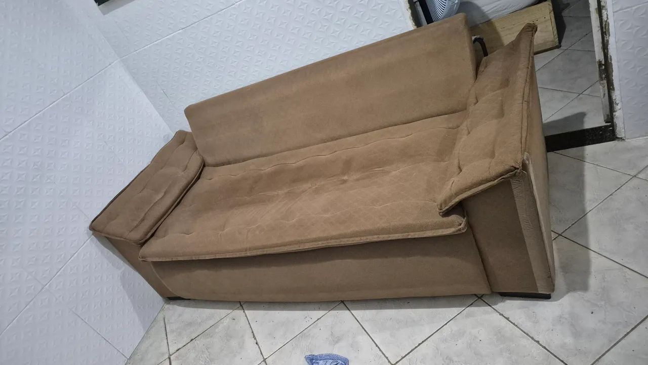 Sofá 3 lugares com almofadas  - Foto 3