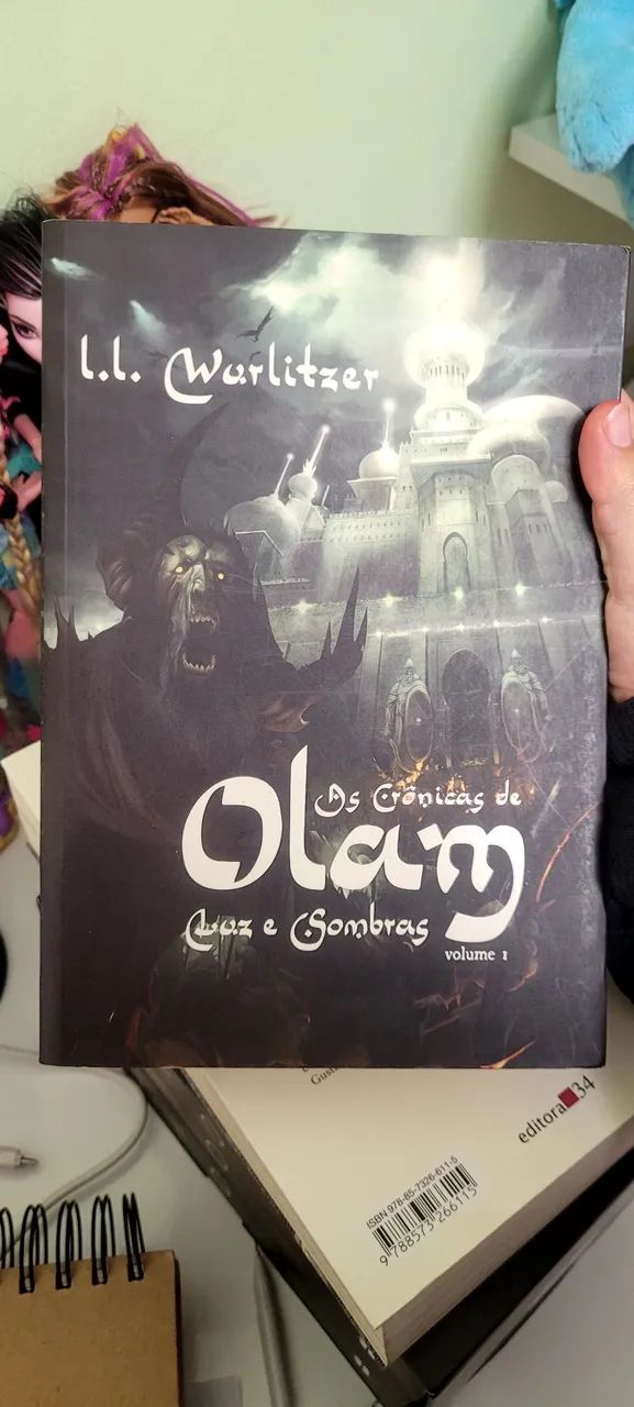 Livro as cronicas de Olan