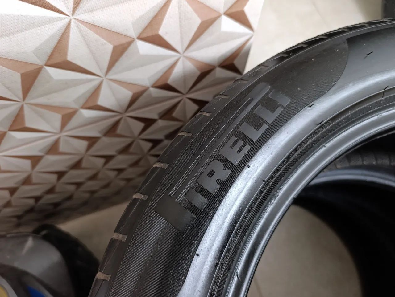 Pneus aro 17 65126937237123122