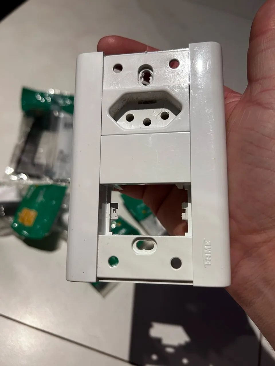 Tomadas e Interruptores  - Foto 5
