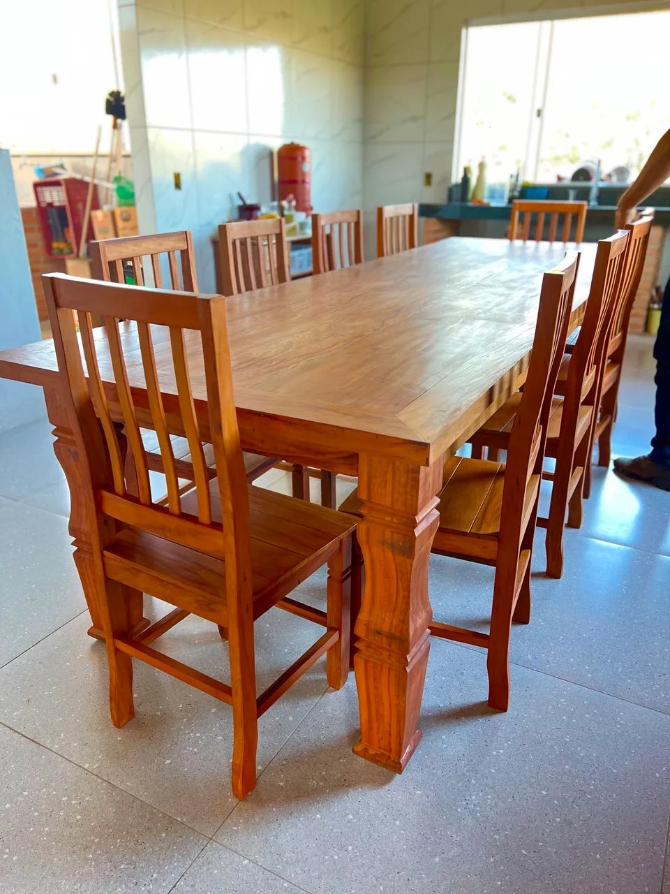 Jogo de mesa com 10 cadeiras  - Foto 3