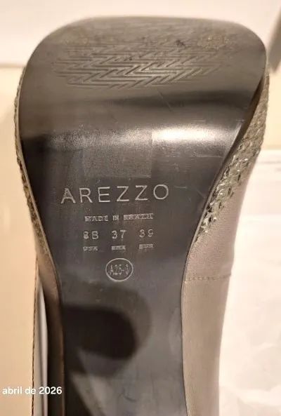 SAPATO AREZZO EM COURO CINZA CHUMBO Nº 37 - Foto 5