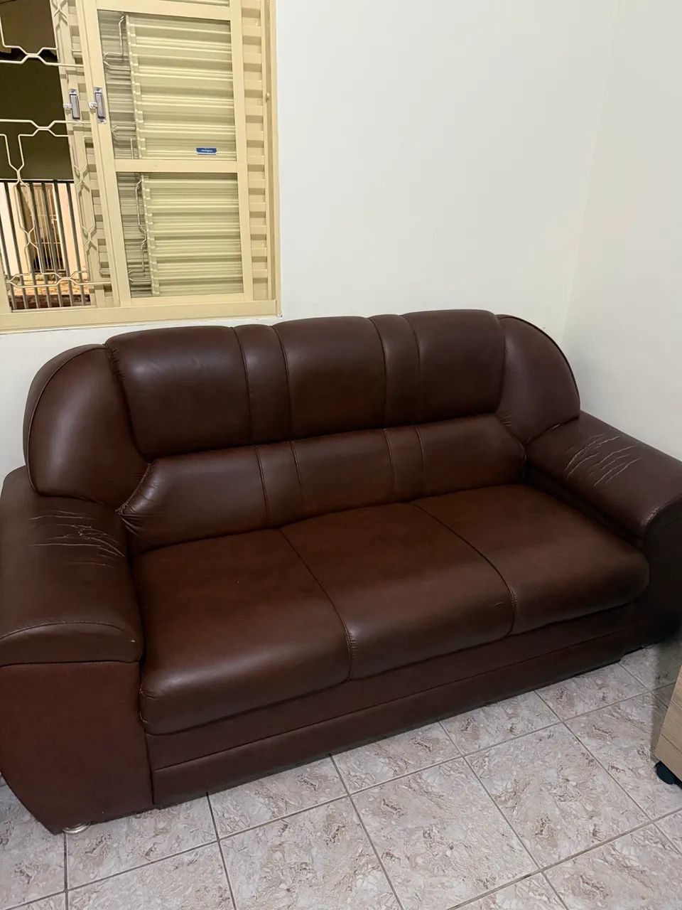 Sofá couro ecológico 3 e 2 lugares  - Foto 3