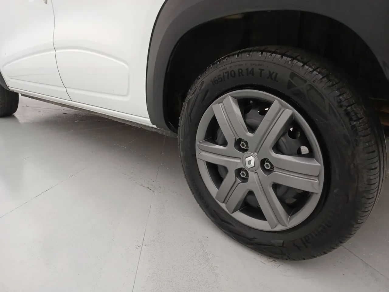 Renault Kwid 1.0 Zen, foto 12 de 18