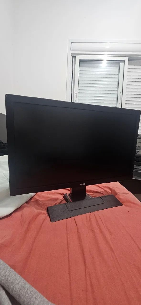 monitor gamer BenQ de 24 polegadas